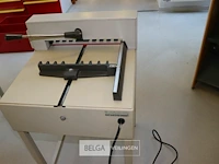 Elektrische papiersnijmachine - afbeelding 2 van  4