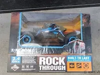 Elektrische race auto monstertruck 1:18 - afbeelding 1 van  3