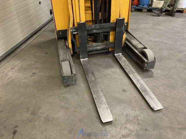 Elektrische reachtruck jungheinrich - afbeelding 12 van  17