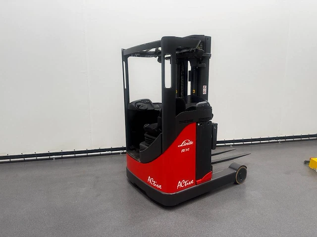 Elektrische reachtruck r14 elektrisch 1400kg 5.04m 2005 - afbeelding 1 van  1