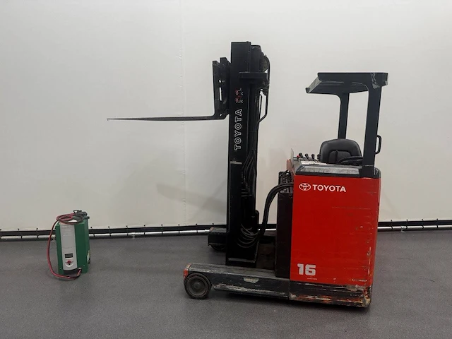 Elektrische reachtruck toyota 6fbre16 elektrisch 1600kg 5.52m - afbeelding 1 van  1