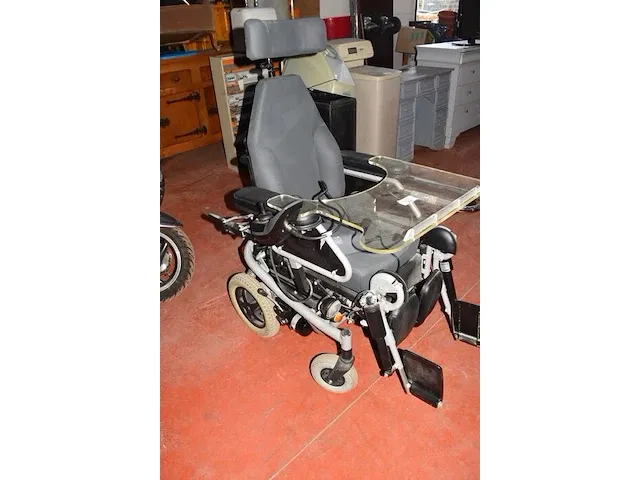 Elektrische rolstoel dynamic dx2 met lader - afbeelding 12 van  13