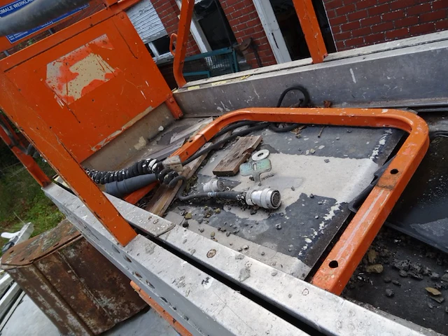 Elektrische schaarlift jlg - afbeelding 6 van  6