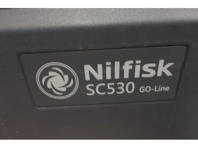 Elektrische schrobzuigmachine nilfisk - afbeelding 8 van  10