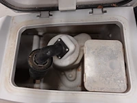 Elektrische schrobzuigmachine nilfisk - afbeelding 9 van  10