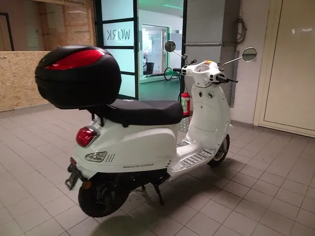 Elektrische scooter emco - afbeelding 6 van  10