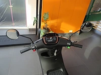 Elektrische scooter segway - afbeelding 10 van  16
