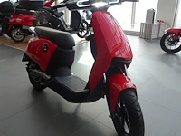Elektrische scooter super soco - afbeelding 3 van  12