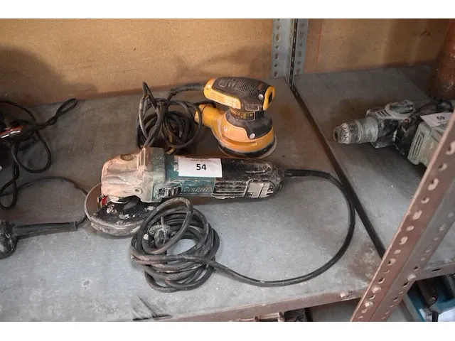 Elektrische slijpschijf makita ga5040r , rondschuurder dewalt dwe6423 (15,24) - afbeelding 1 van  8