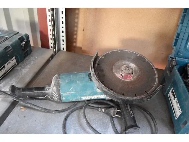 Elektrische slijpschijf makita ga9060 (8) - afbeelding 6 van  6
