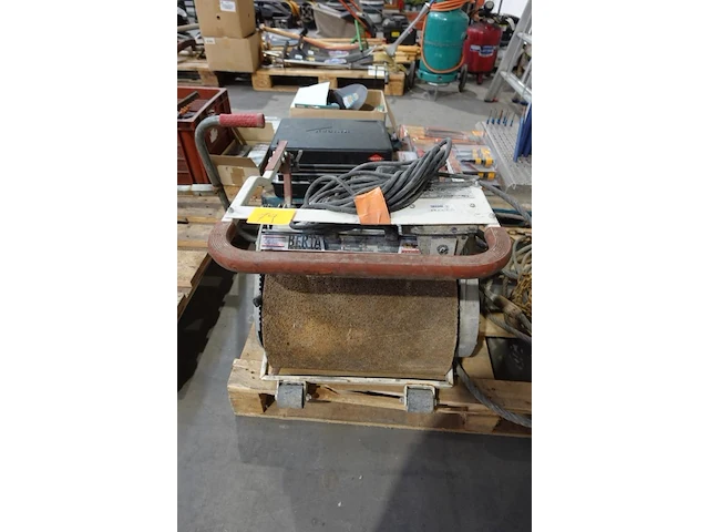 Elektrische sponsmachine berta - afbeelding 1 van  3