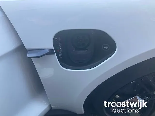 Elektrische sportwagen - afbeelding 15 van  40
