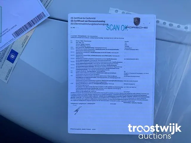 Elektrische sportwagen - afbeelding 32 van  40