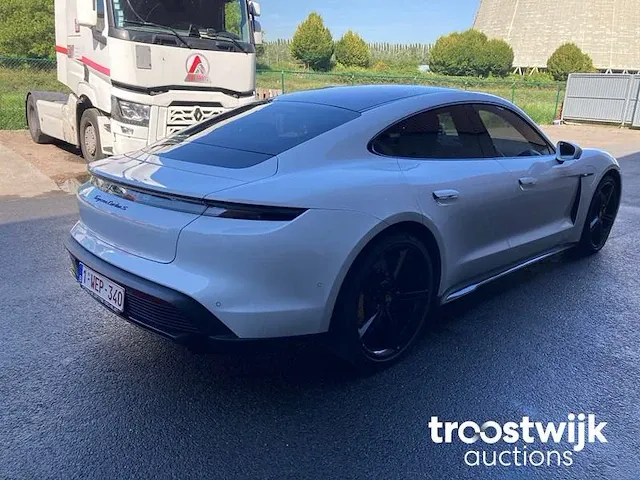 Elektrische sportwagen - afbeelding 34 van  40