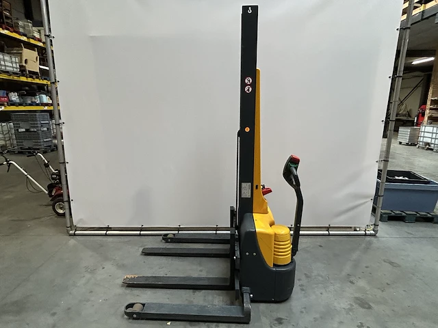 Elektrische stapelaar jungheinrich emc b10 - bj 2007 - afbeelding 3 van  5