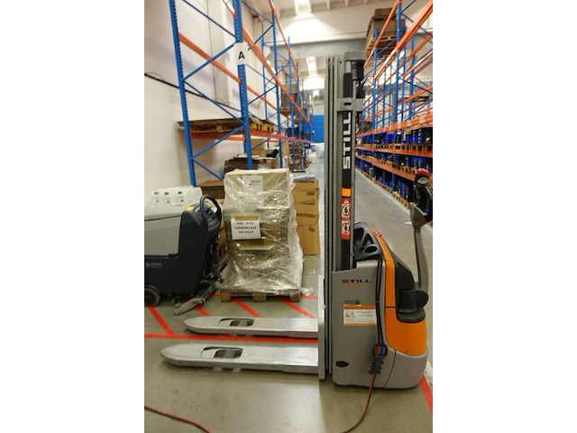Elektrische stapelaar still - afbeelding 2 van  9