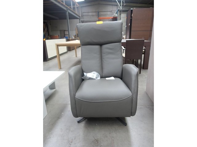 Elektrische stoel - afbeelding 1 van  6