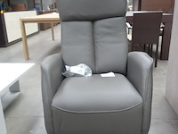 Elektrische stoel - afbeelding 1 van  6