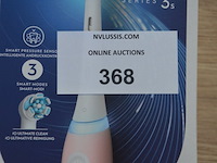 Elektrische tandenborstel braun oral b io series 3s blush pink (b435) - afbeelding 2 van  4