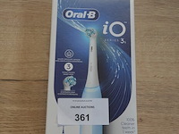 Elektrische tandenborstel braun oral b io series 3s ice blue (b435)