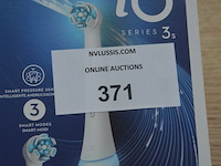 Elektrische tandenborstel braun oral b io series 4 matt black (b435) - afbeelding 2 van  4