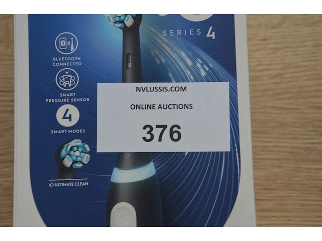 Elektrische tandenborstel braun oral b io series 4 matt black (b435) - afbeelding 2 van  4
