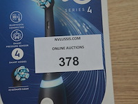 Elektrische tandenborstel braun oral b io series 4 matt black (b435) - afbeelding 2 van  4