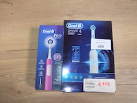 Elektrische tandenborstel braun oral b smart 4 4100 s white en braun oral b pro junior 6+ purple (b435) - afbeelding 1 van  6