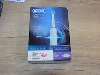 Elektrische tandenborstel braun oral b smart 5 5100s (b435) - afbeelding 1 van  3