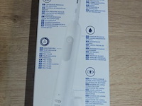 Elektrische tandenborstels baun vitality pro black en braun oral b laboratory white (b435) - afbeelding 6 van  6
