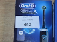 Elektrische tandenborstels braun oral b genius x midnight black en braun oral b pro vitality vapor blue (b435) - afbeelding 2 van  6