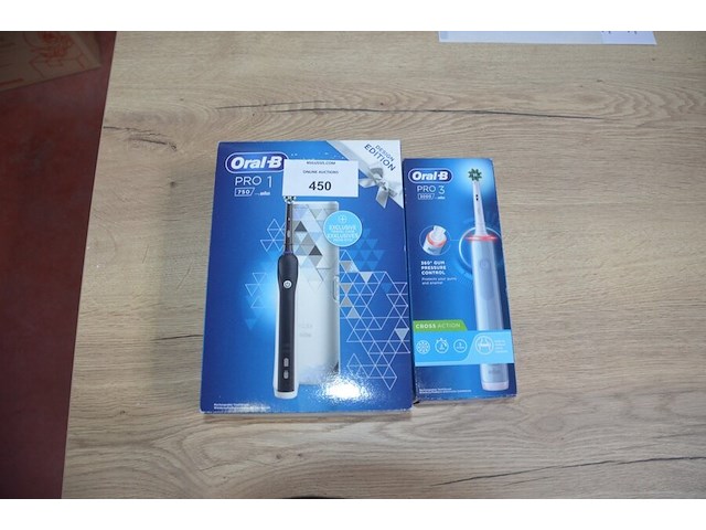 Elektrische tandenborstels braun oral b pro 1 750 design edition en braun oral b pro 3 3000 (b435) - afbeelding 1 van  6