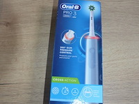 Elektrische tandenborstels braun oral b pro 1 750 design edition en braun oral b pro 3 3000 (b435) - afbeelding 5 van  6