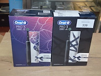 Elektrische tandenborstels braun oral b pro 3 3500 design edition black en flora pink (b435) - afbeelding 1 van  5