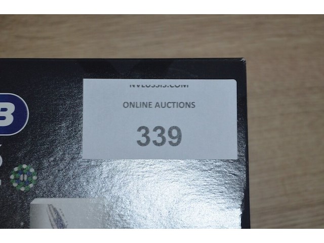 Elektrische tandenborstels braun oral b pro 3 3500 design edition black en flora pink (b435) - afbeelding 2 van  5