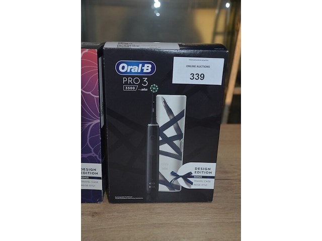 Elektrische tandenborstels braun oral b pro 3 3500 design edition black en flora pink (b435) - afbeelding 3 van  5