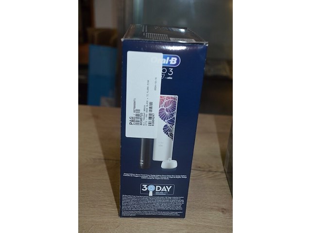 Elektrische tandenborstels braun oral b pro 3 3500 design edition black en flora pink (b435) - afbeelding 5 van  5