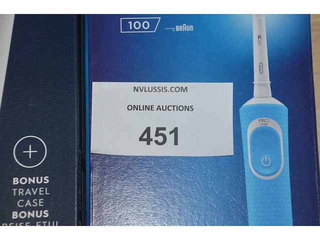 Elektrische tandenborstels braun oral b pro 3 series travel edition en braun oral b vitality 100 (b435) - afbeelding 2 van  6