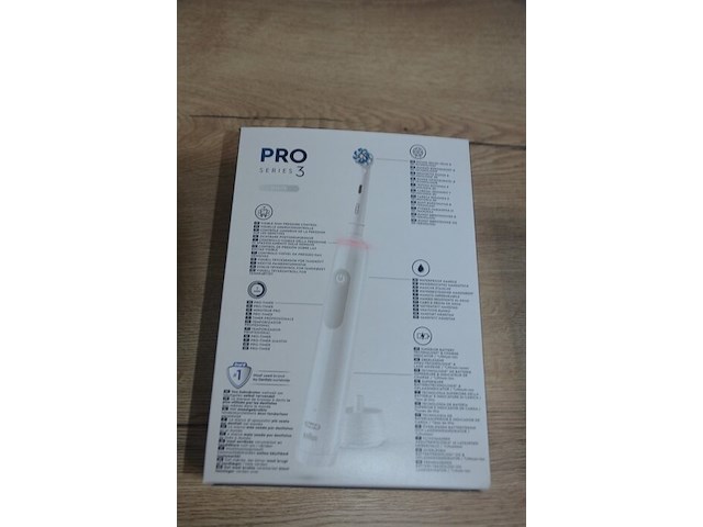 Elektrische tandenborstels braun oral b pro 3 series travel edition en braun oral b vitality 100 (b435) - afbeelding 4 van  6