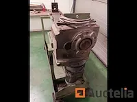 Elektrische tors en twist machine smeedwerk - afbeelding 1 van  12