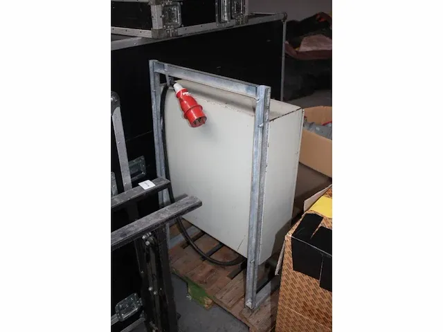 Elektrische verdeelkast 32a - afbeelding 2 van  3