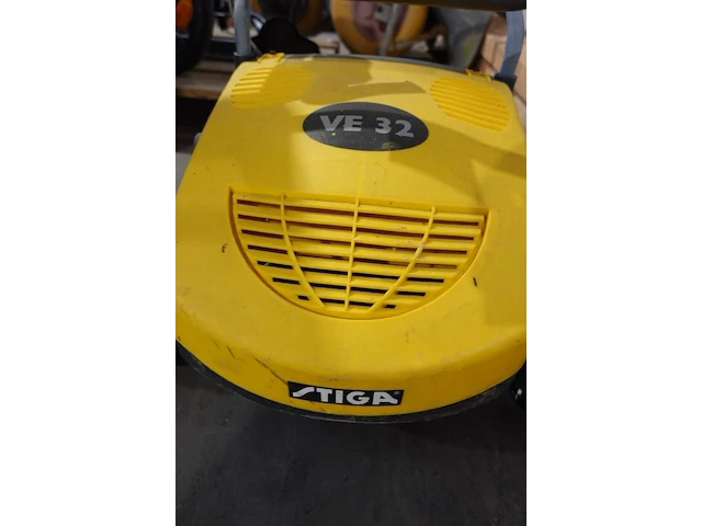 Elektrische verticuteermachine tiga - afbeelding 2 van  3