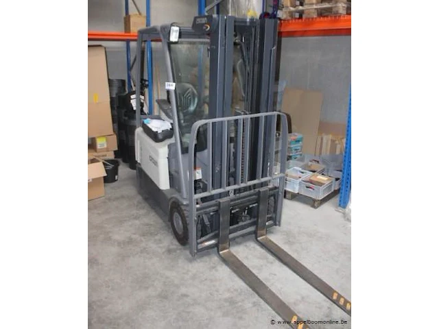 Elektrische vorkheftruck crown 6000 series, 55f-sss-a060, s nummer 9a232430, 4939 werkuren met lader - afbeelding 1 van  8