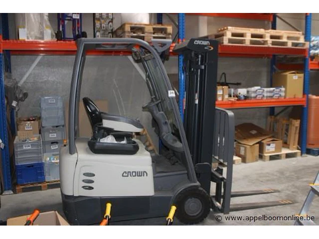 Elektrische vorkheftruck crown 6000 series, 55f-sss-a060, s nummer 9a232430, 4939 werkuren met lader - afbeelding 2 van  8