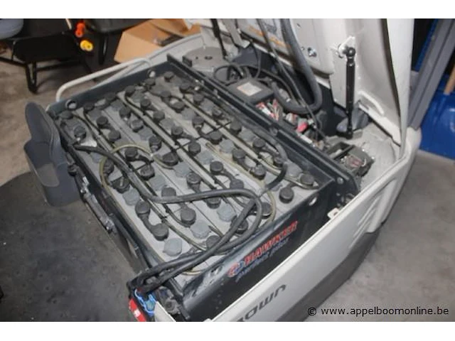 Elektrische vorkheftruck crown 6000 series, 55f-sss-a060, s nummer 9a232430, 4939 werkuren met lader - afbeelding 7 van  8