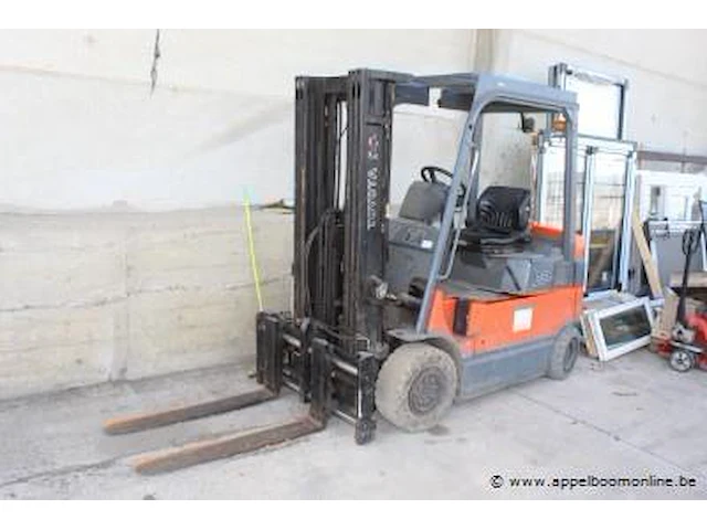 Elektrische vorkheftruck toyota, 7fbmf25, 3285kg, max 4700mm, nominaal hefvermogen 2500kg, bj 2004, 37608 werkuren - afbeelding 1 van  8