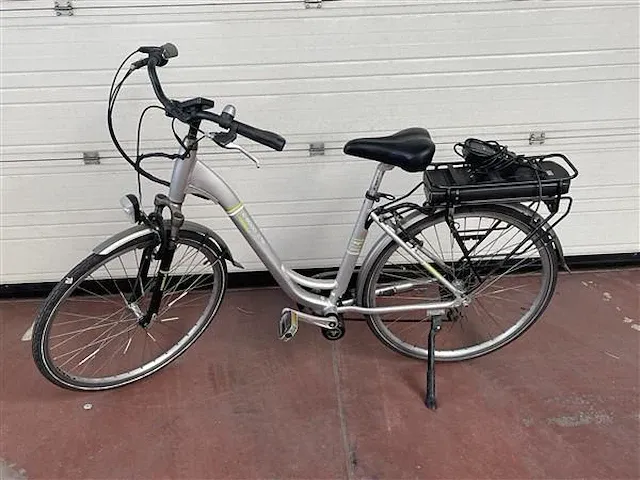 Elektrische vrouwenfiets - afbeelding 1 van  5