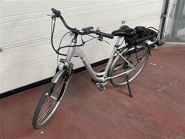 Elektrische vrouwenfiets - afbeelding 2 van  5