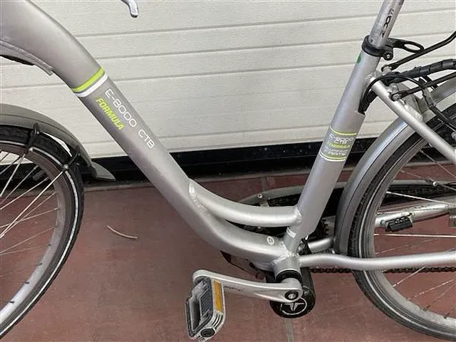 Elektrische vrouwenfiets - afbeelding 3 van  5