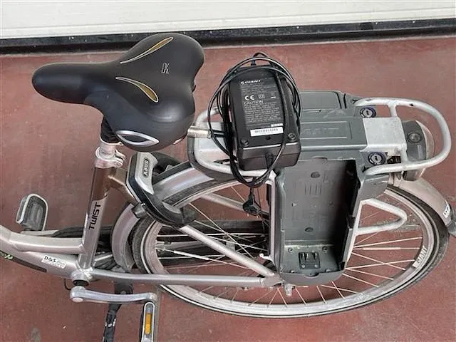 Elektrische vrouwenfiets - afbeelding 5 van  6